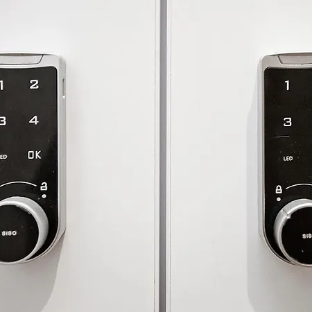 Ms Sky Tower Iv Apartman